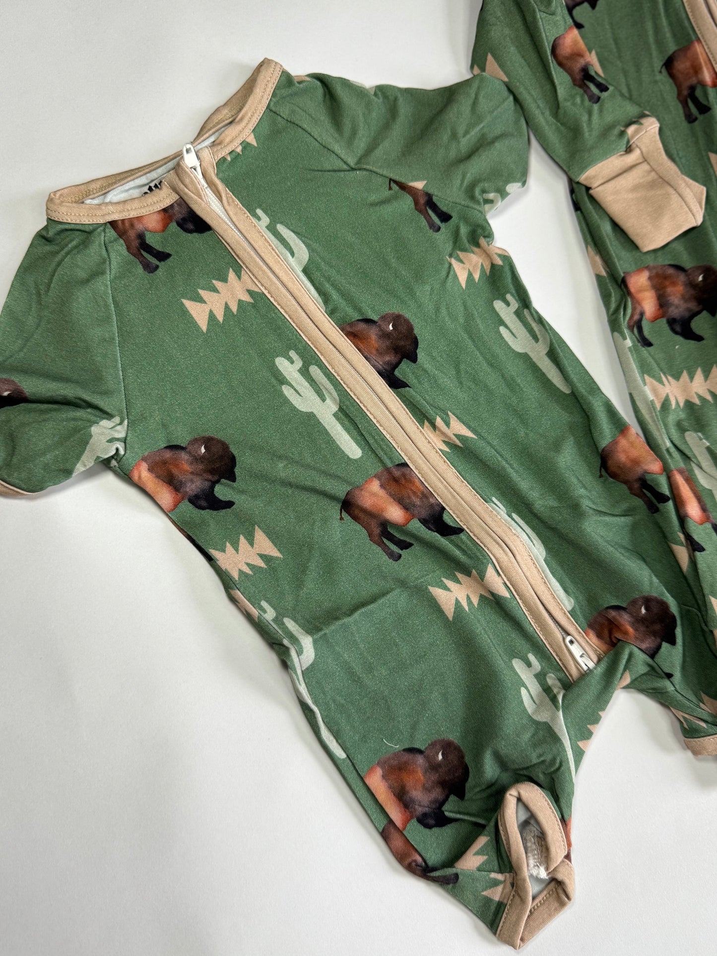 Buffalo Bamboo Shortie