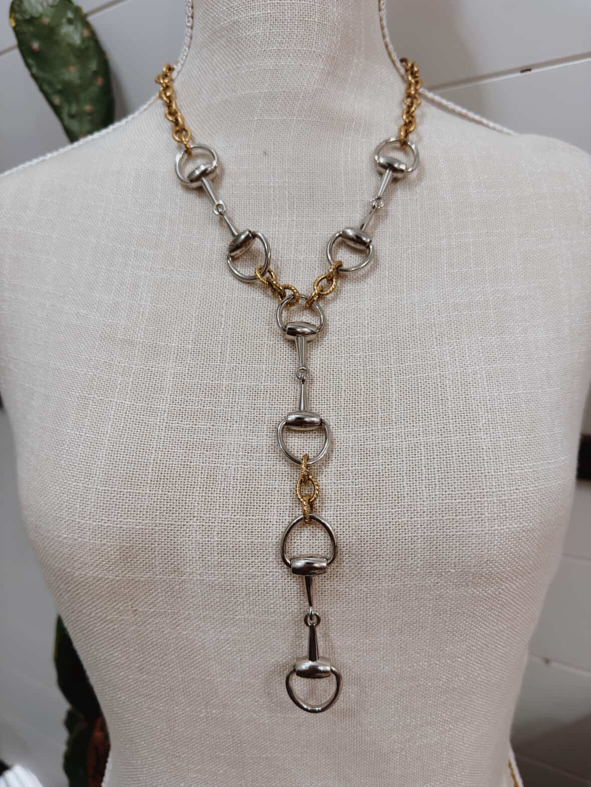 The Extra Bitty Lariat - Mixed