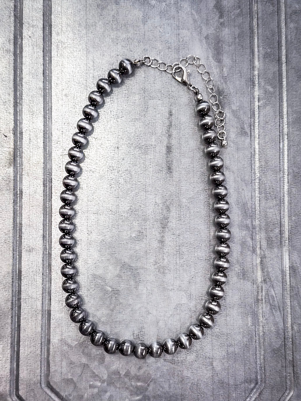 Jenna Navajo Style Pearl Fashion Necklace - Natural