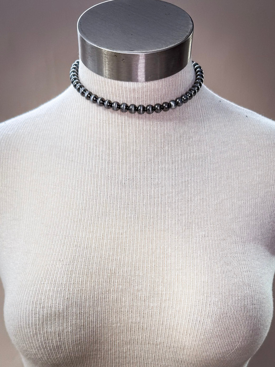 Jenna Navajo Style Pearl Fashion Necklace - Natural
