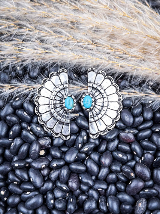 Prairie Halo Fan Concho Fashion Stud Earrings