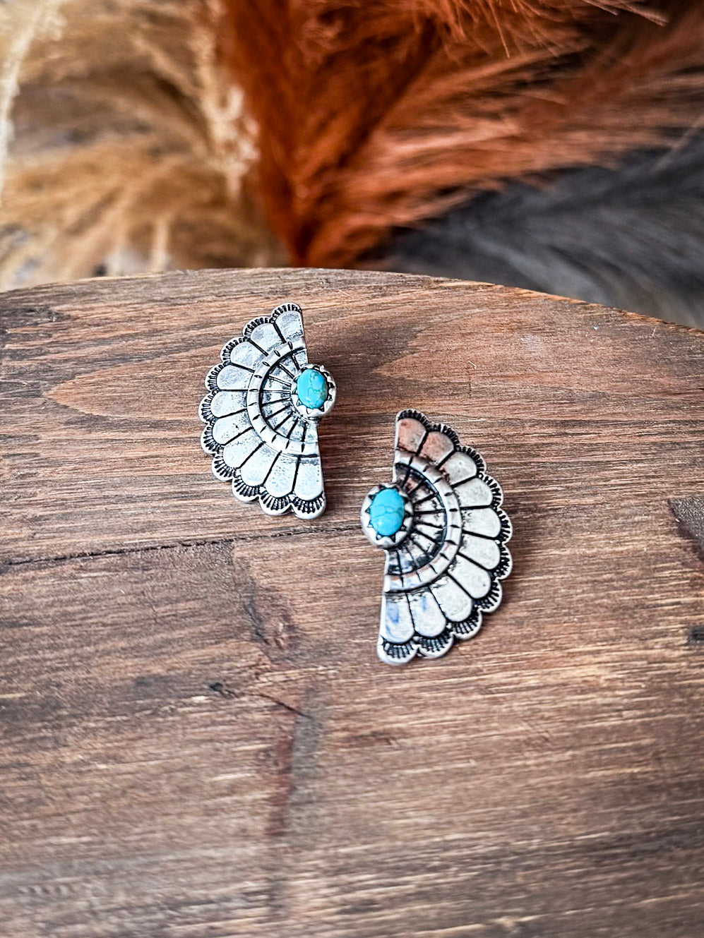 Prairie Halo Fan Concho Fashion Stud Earrings