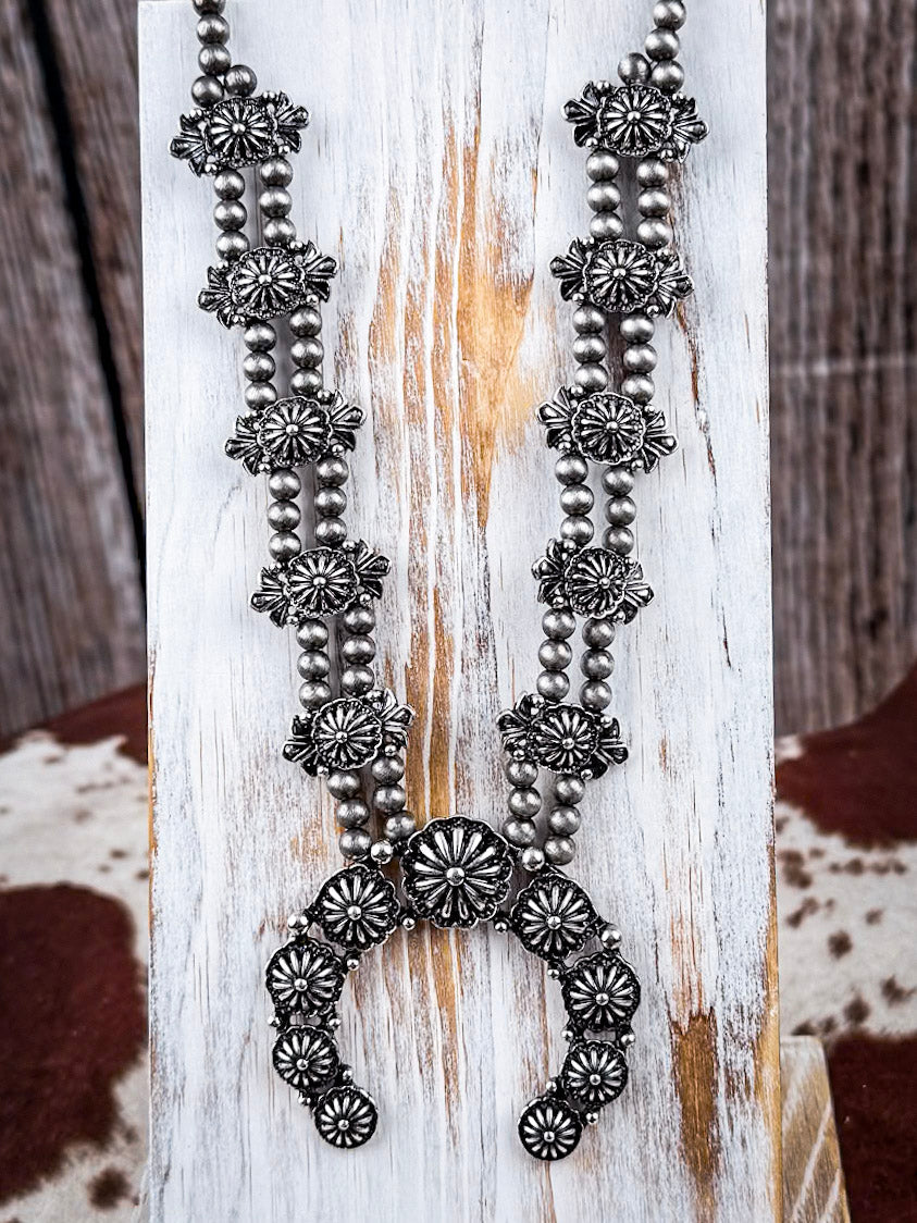 Liria Squash Blossom Fashion Necklace Set
