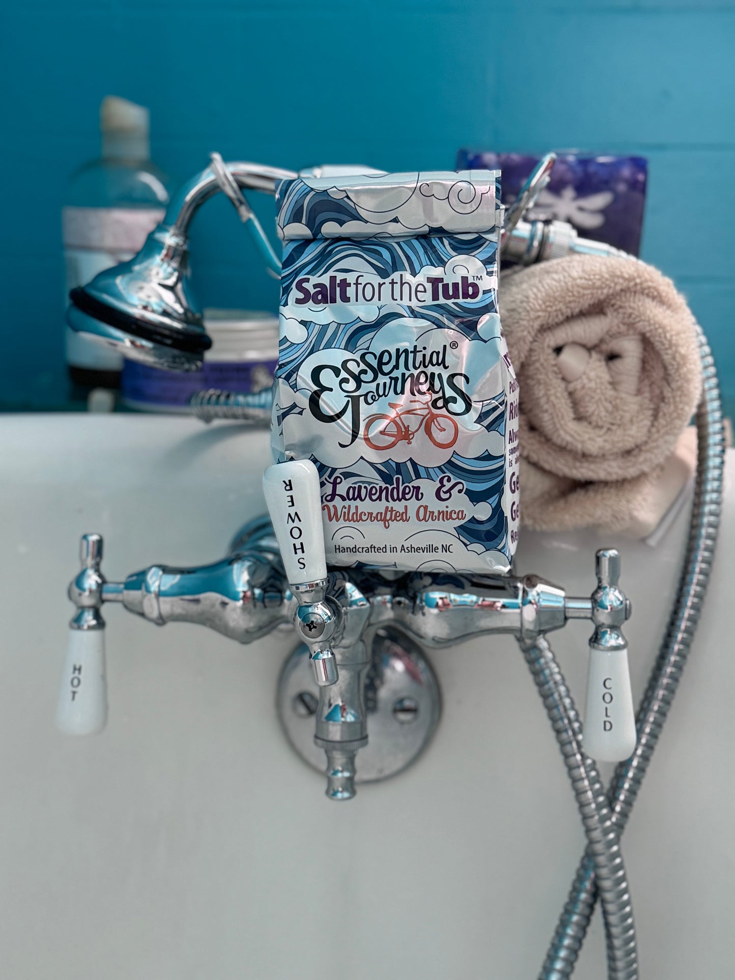 LAVENDER & ARNICA BATH SALTS