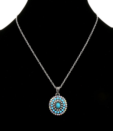 Levi Pendant Fashion Necklace
