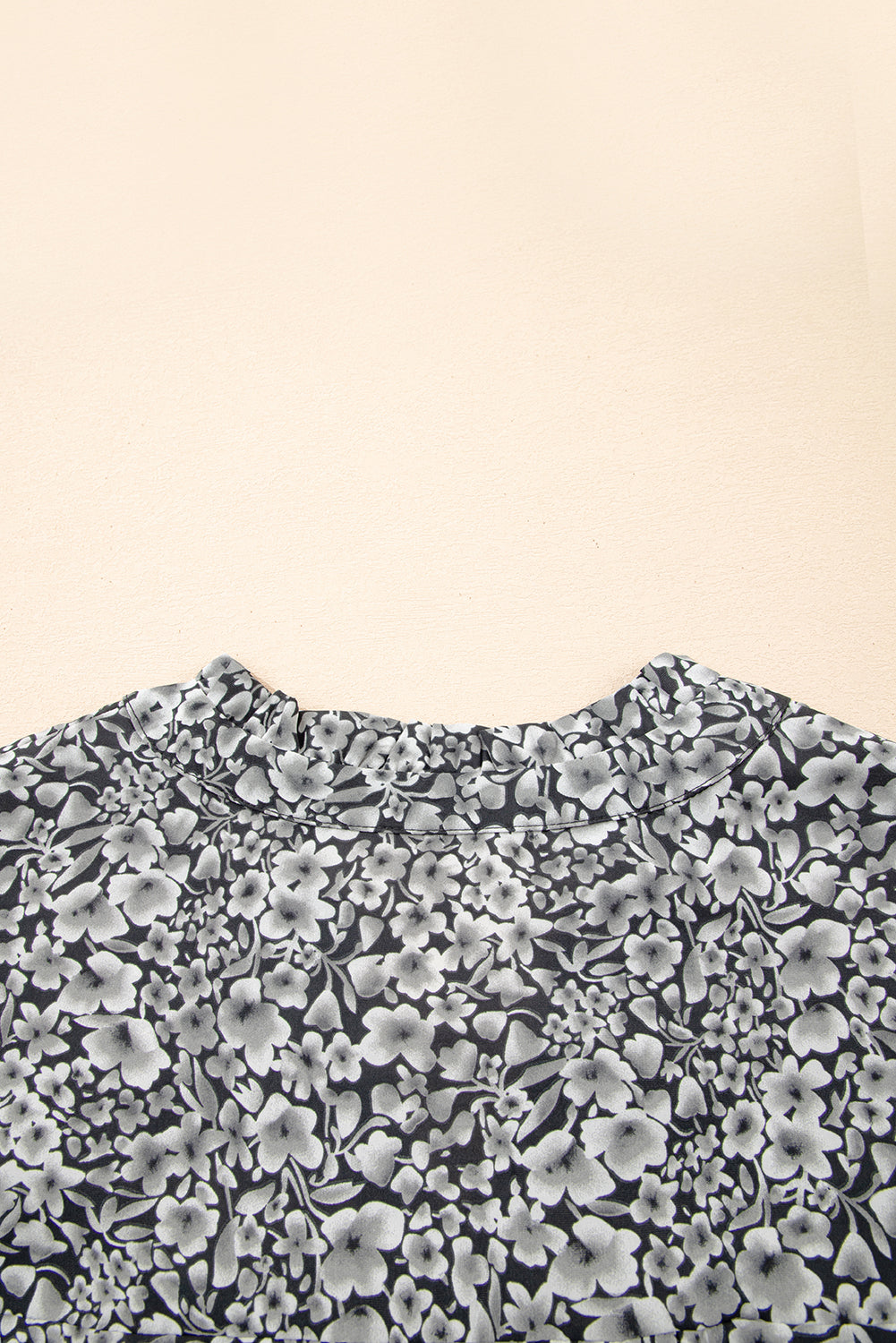 Black Rose Floral Print Ruffle Sleeve Plus Size Shift Top