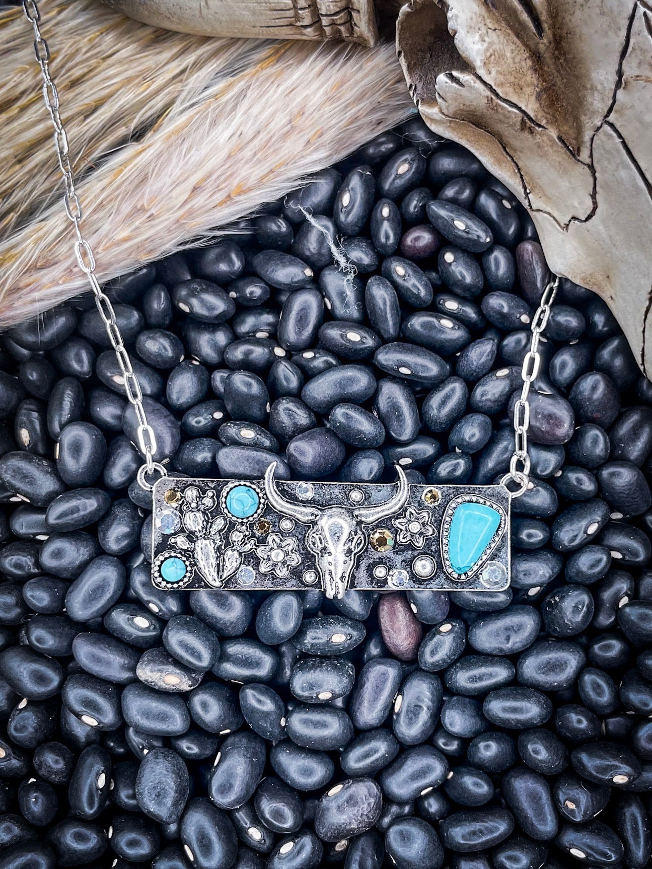 Desert Steer Stone Bar Fashion Necklace