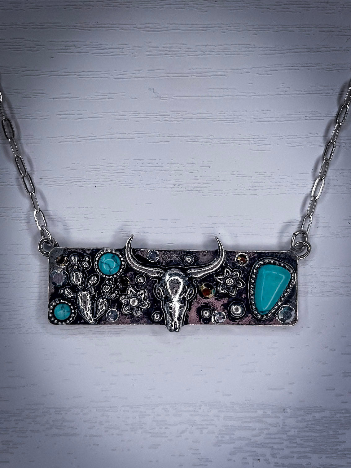 Desert Steer Stone Bar Fashion Necklace