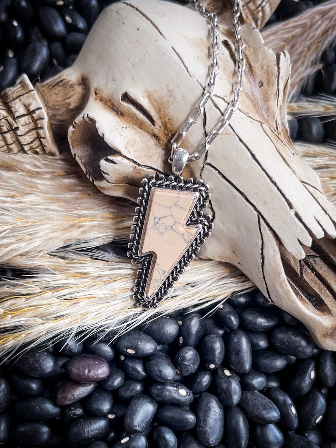Striker White Lightning Bolt Fashion Necklace
