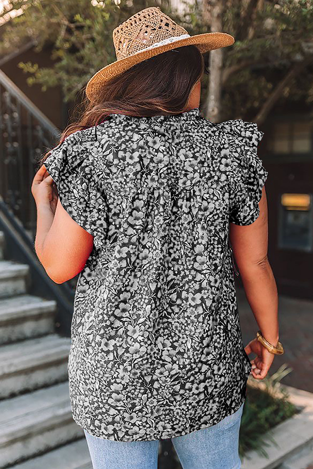 Black Rose Floral Print Ruffle Sleeve Plus Size Shift Top