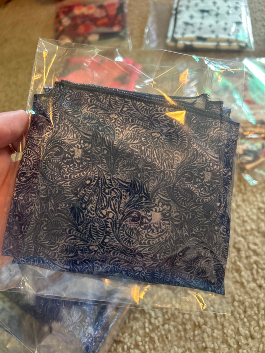 Tooled Pattern Navy Mini Wildrag