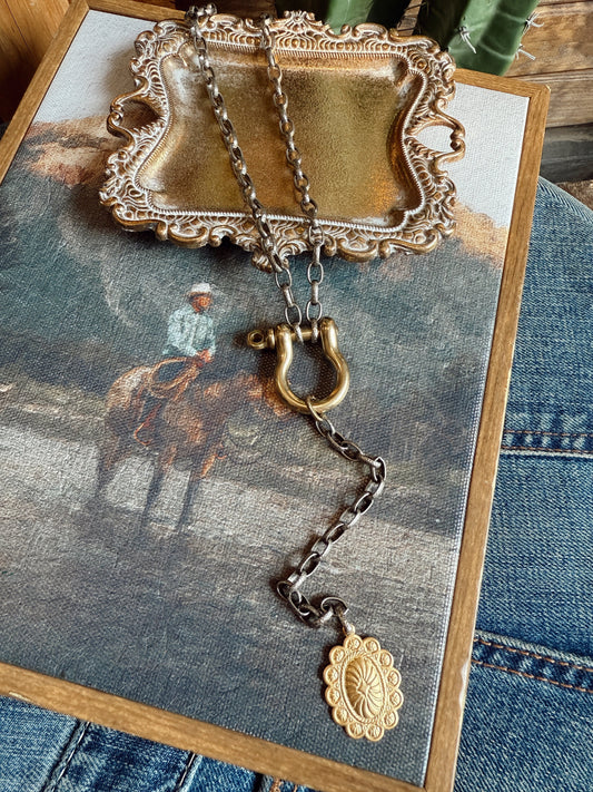 The Vegas Nights Lariat