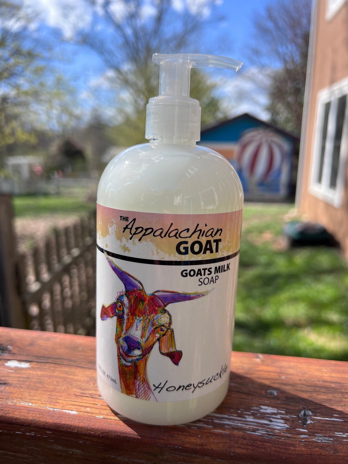 LIQUID SOAP - HONEYSUCKLE GOATS MILK 16 oz.
