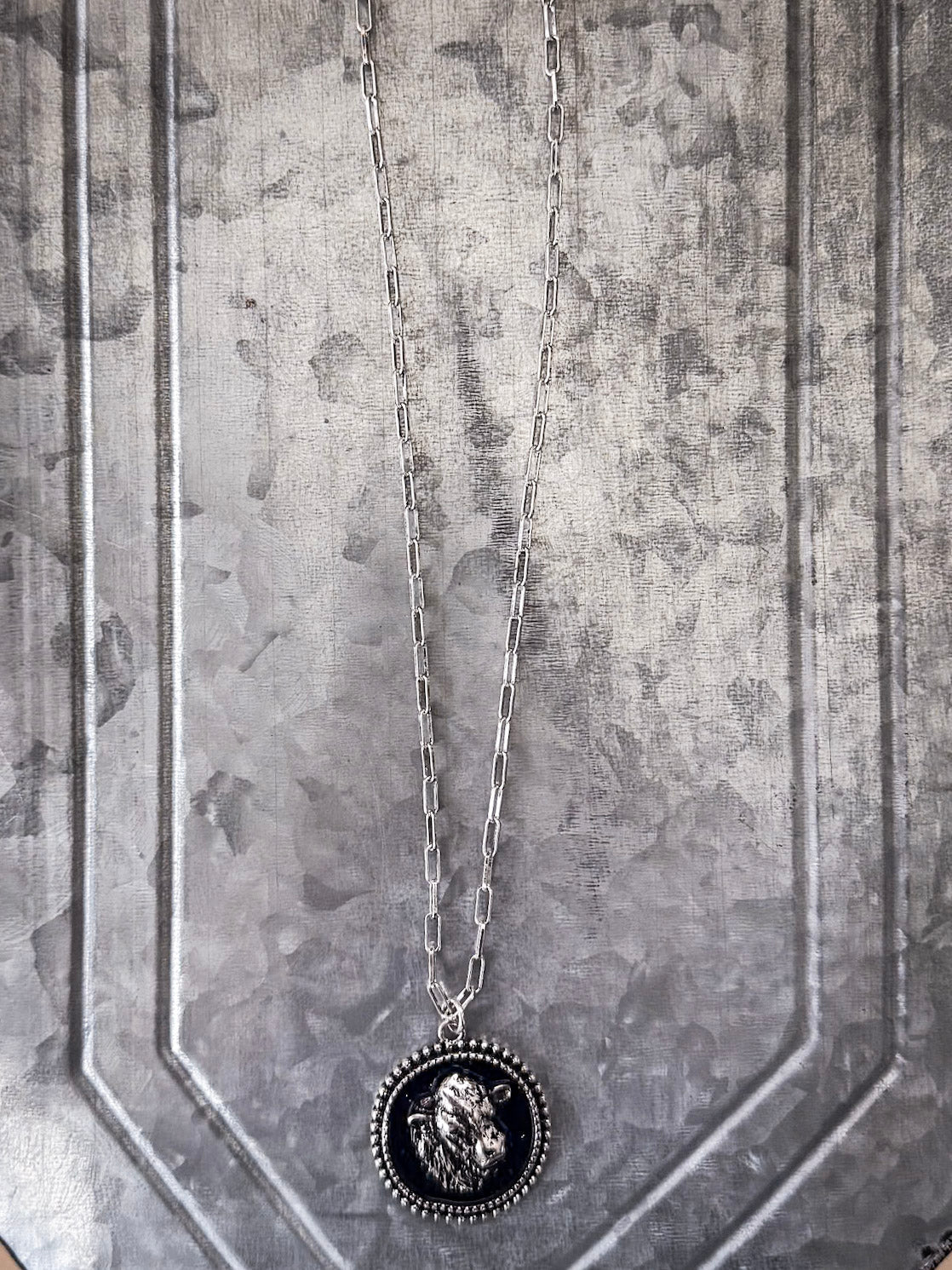 Cow Head Cameo Pendant Fashion Necklace