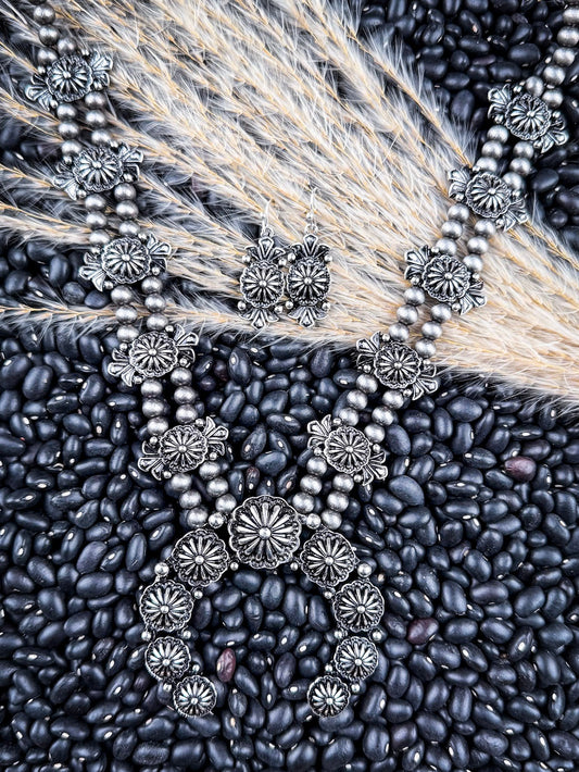 Liria Squash Blossom Fashion Necklace Set