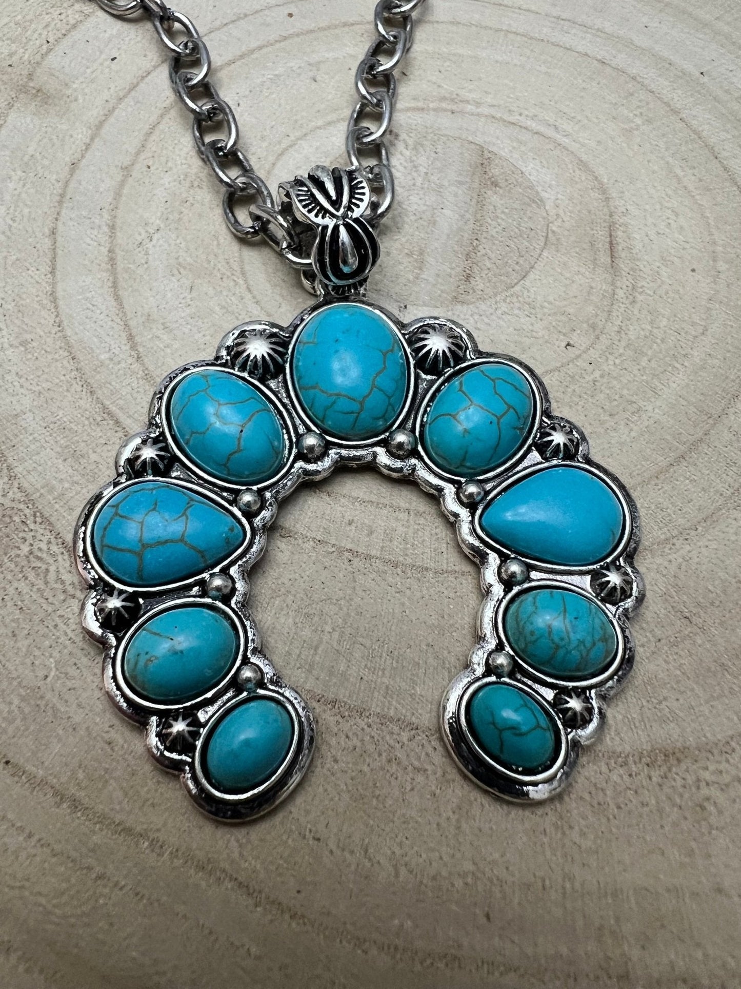 Faux Naja Pendant Necklace & Earring Set - 20 inch necklace