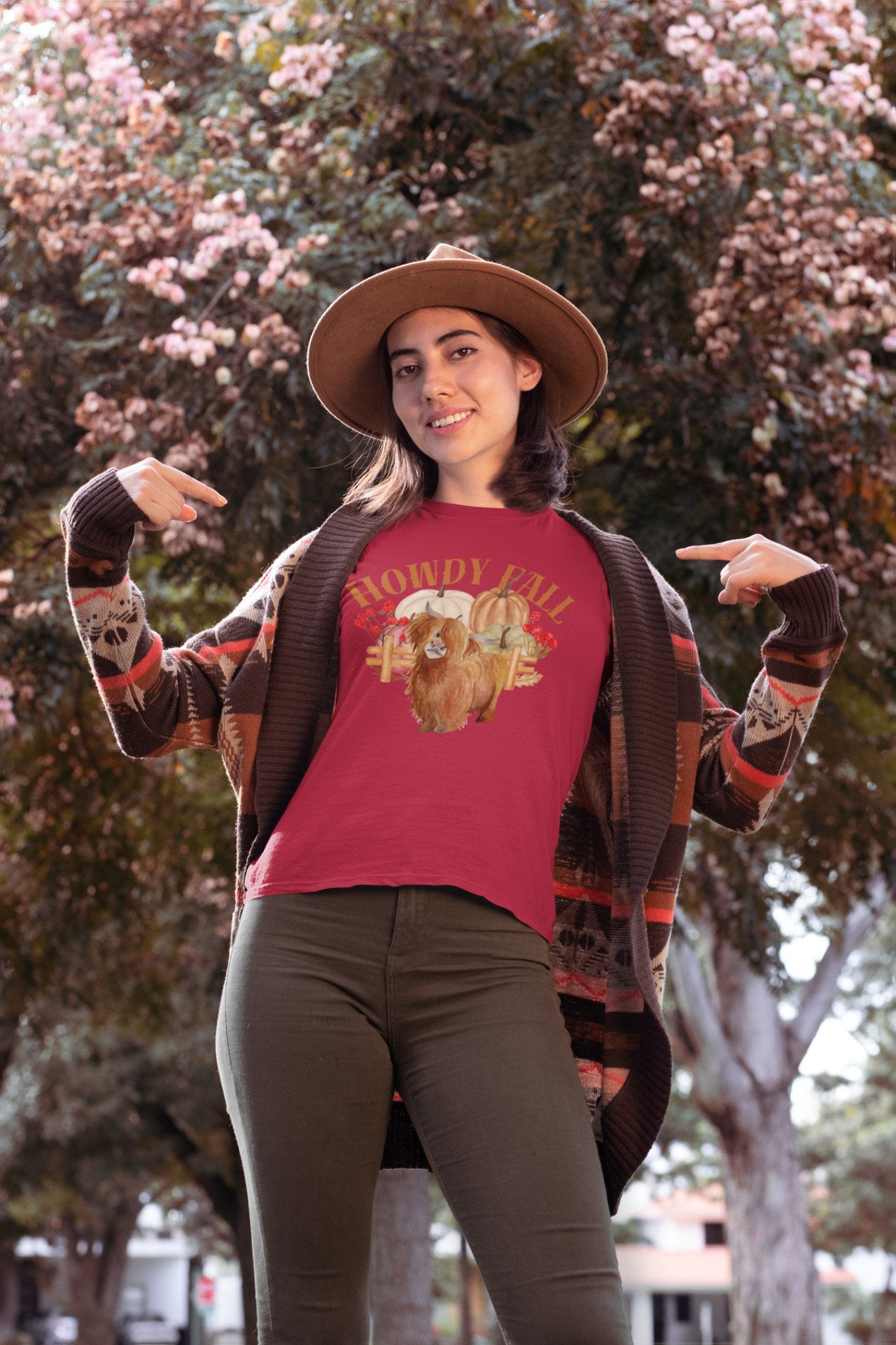 Howdy Fall Highland Cow T-Shirt - SmorgeousByGina