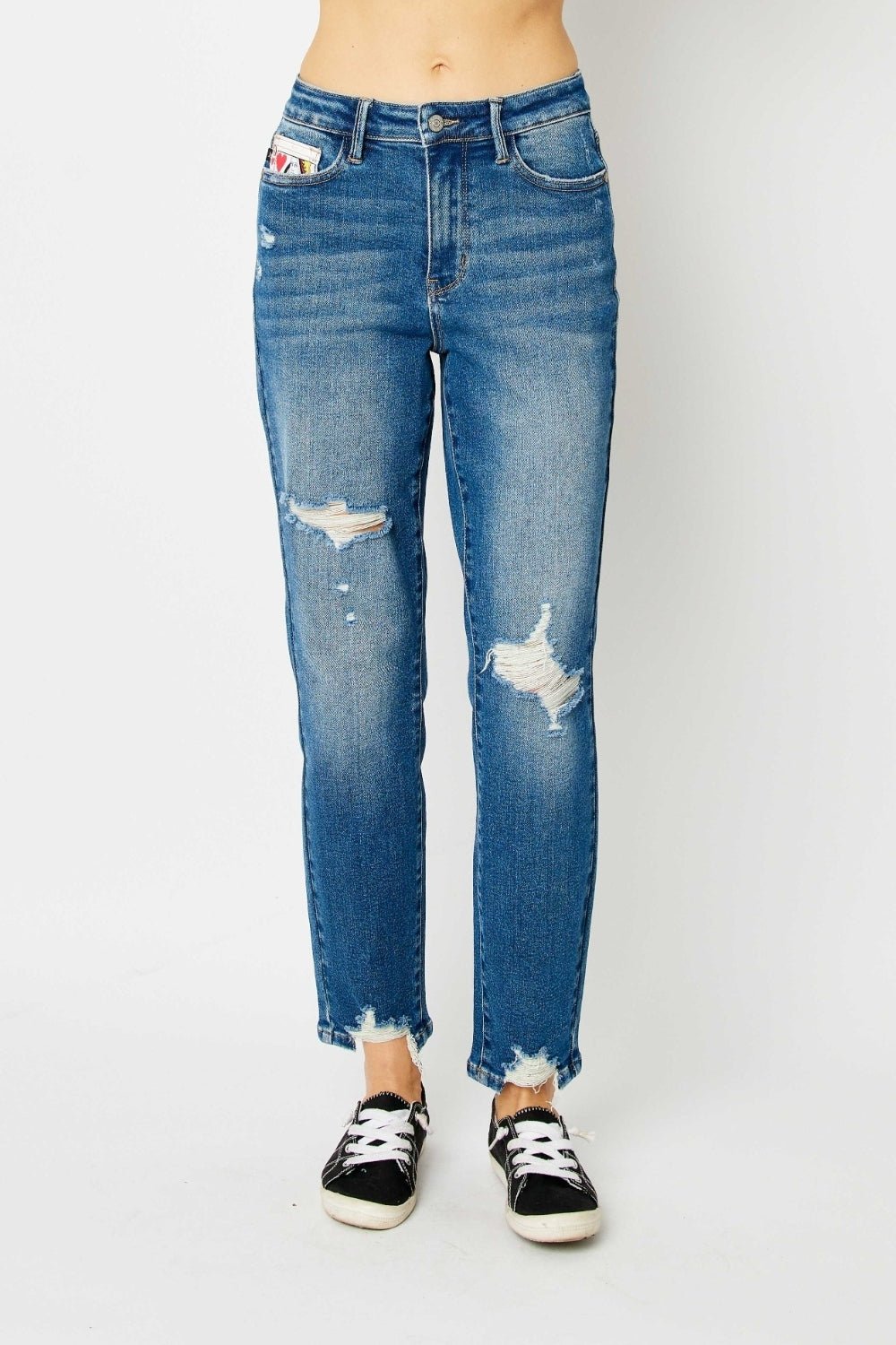 Judy Blue Full Size Queen Of Hearts Coin Pocket BF Jeans - SmorgeousByGina